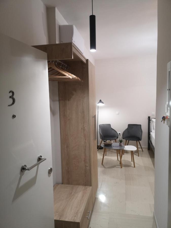 P&K Luxury Apartments 3 Kalamata Exterior photo